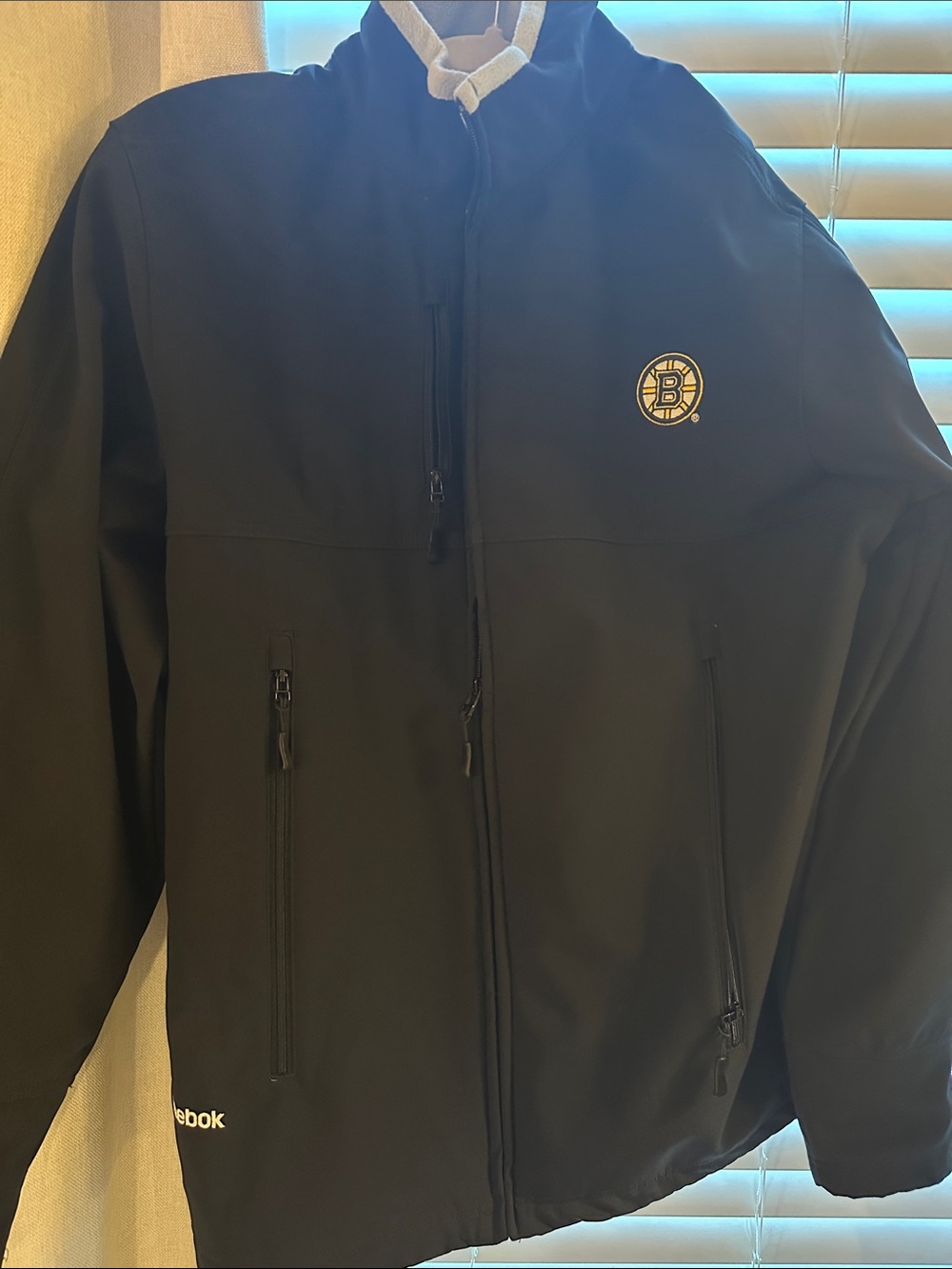 Reebok Men’s Black Fleece-lined Jacket with Boston Bruins Patch